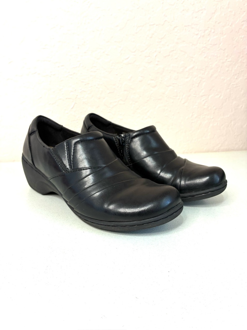 Clarks Channing Essa Black Leather Loafer Side Zip Womens 9 Comfort Office